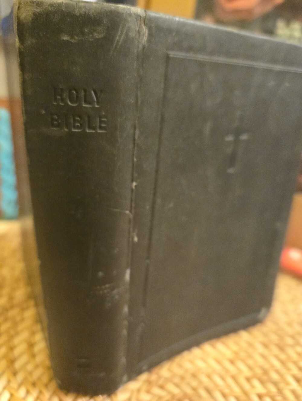 Zondervan NIV Compact Pocket Bible Black Italian Duo-Tone 📖